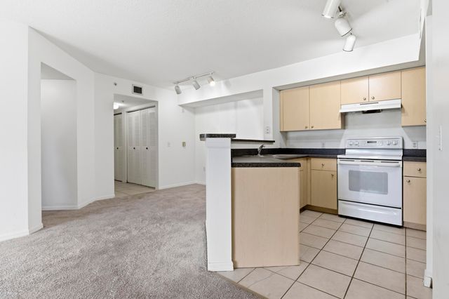 4200 San Marino Boulevard 107, West Palm Beach, FL 33409