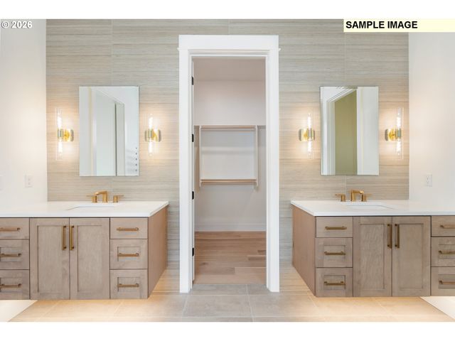 670 N Y St, Washougal, WA 98671