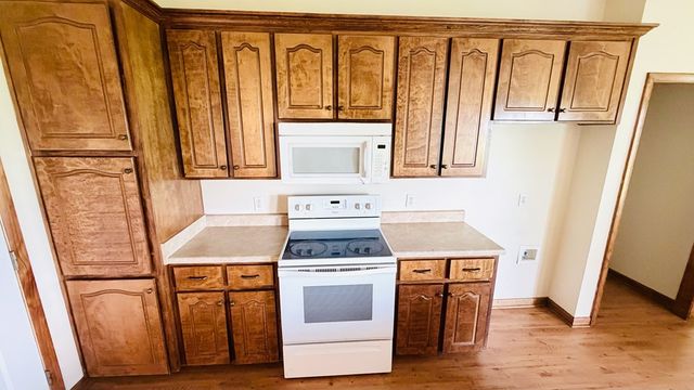 12407 S Us 231, Cottonwood, AL 36320