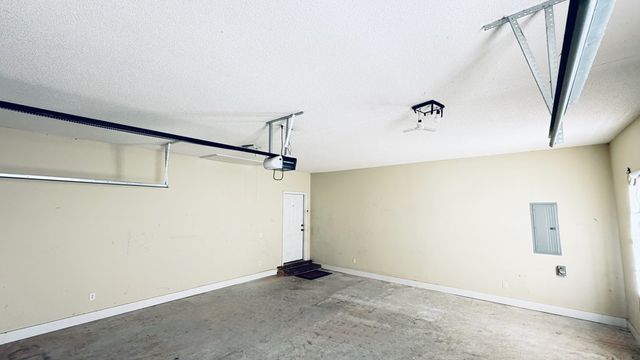 12407 S Us 231, Cottonwood, AL 36320