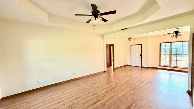 12407 S Us 231, Cottonwood, AL 36320