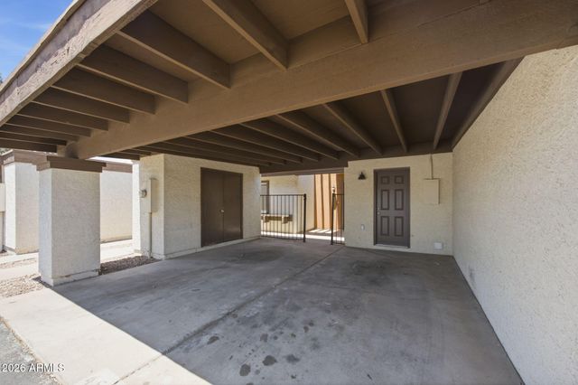 4547 W MCLELLAN Road, Glendale, AZ 85301