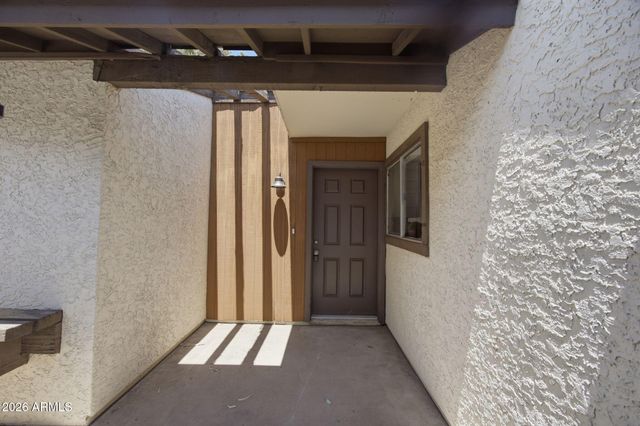 4547 W MCLELLAN Road, Glendale, AZ 85301