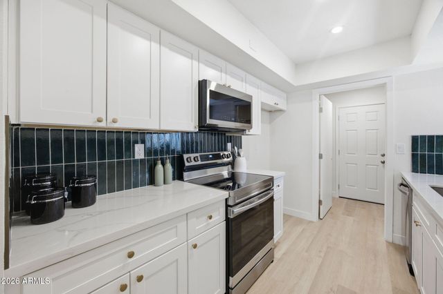 4547 W MCLELLAN Road, Glendale, AZ 85301