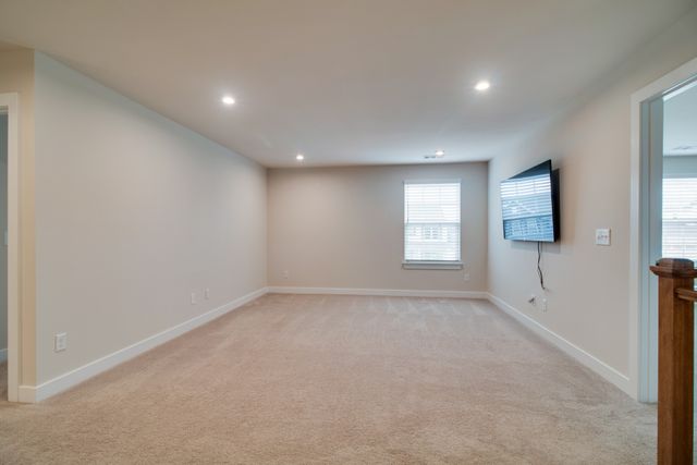 806 Mill Tree Ct, Smyrna, TN 37167