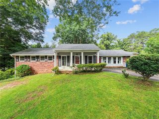 4152 Laynewood Circle, Tucker, GA 30084
