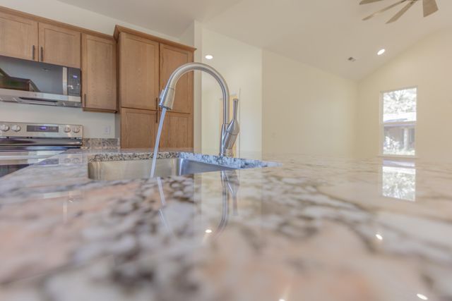 702.5 Henderson Street, Lafayette, GA 30728