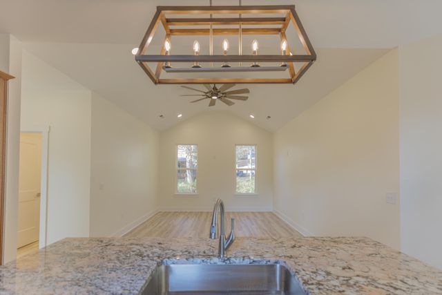 702.5 Henderson Street, Lafayette, GA 30728