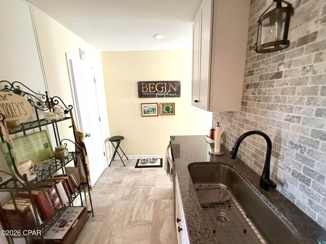 2679 Choctaw Trail, Marianna, FL 32446