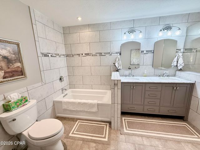 2679 Choctaw Trail, Marianna, FL 32446