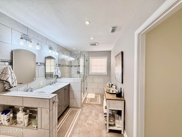 2679 Choctaw Trail, Marianna, FL 32446