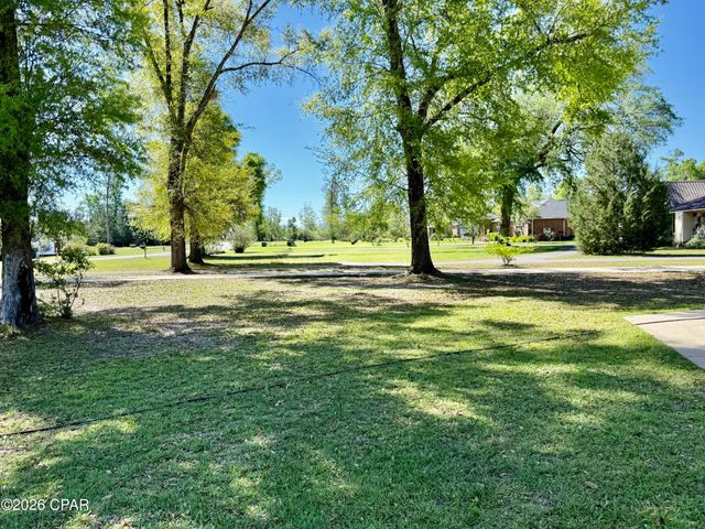 2679 Choctaw Trail, Marianna, FL 32446