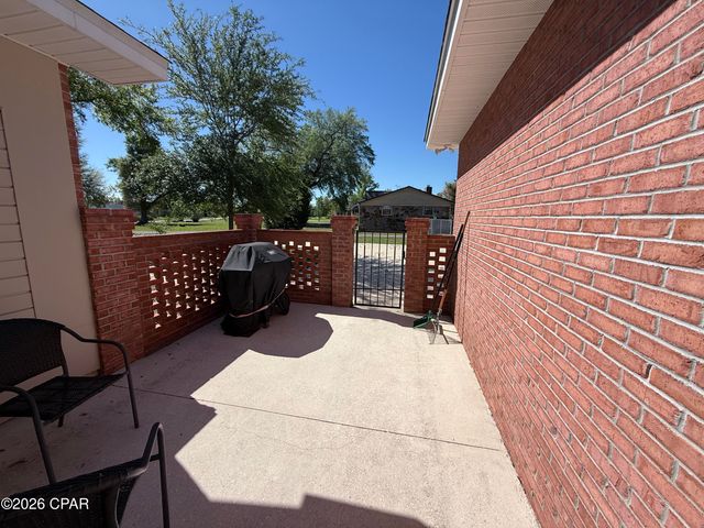 2679 Choctaw Trail, Marianna, FL 32446