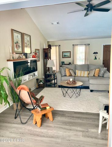 2679 Choctaw Trail, Marianna, FL 32446