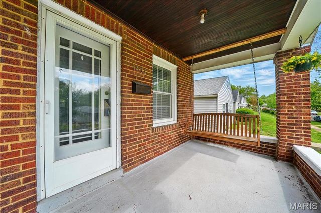 1457 Sproule Avenue, St Louis, MO 63139