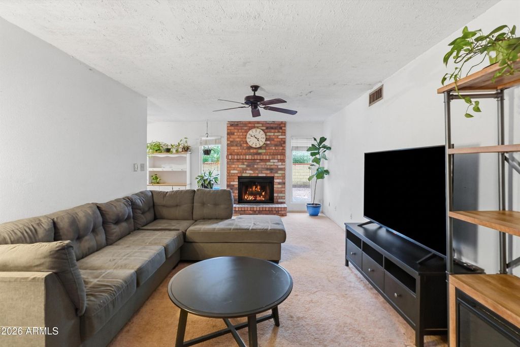 2238 S CATARINA --, Mesa, AZ 85202 — photo 4