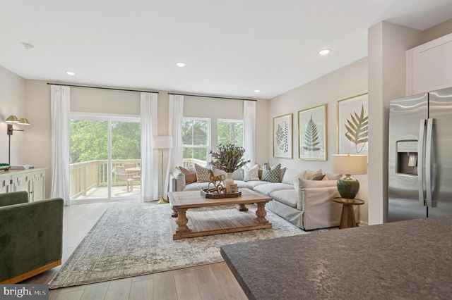 60 SILVERBELL AVE, Berlin, NJ 08009