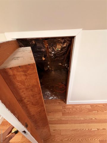 12 Elves Lane, Levittown, NY 11756