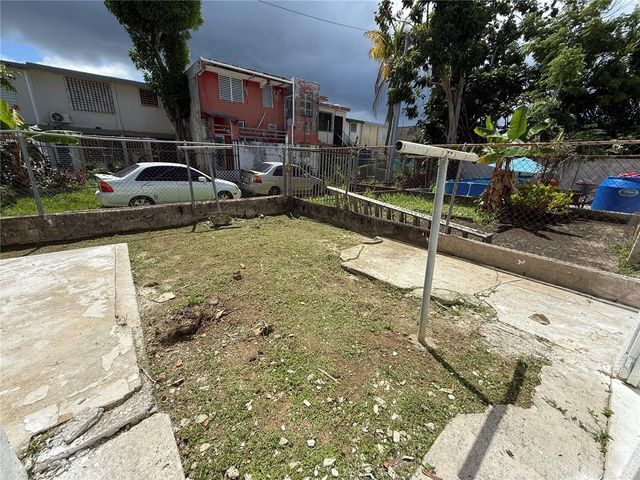 R - 2 Canaria JARDINES DE BORINQUEN, Carolina, PR 00982