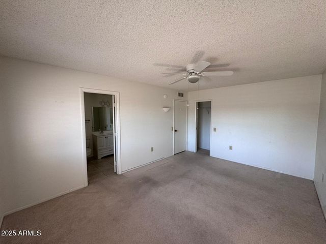 17614 N BUNTLINE Drive, Sun City West, AZ 85375