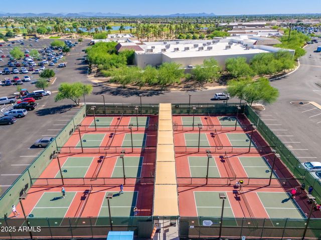 17614 N BUNTLINE Drive, Sun City West, AZ 85375