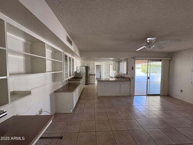 17614 N BUNTLINE Drive, Sun City West, AZ 85375
