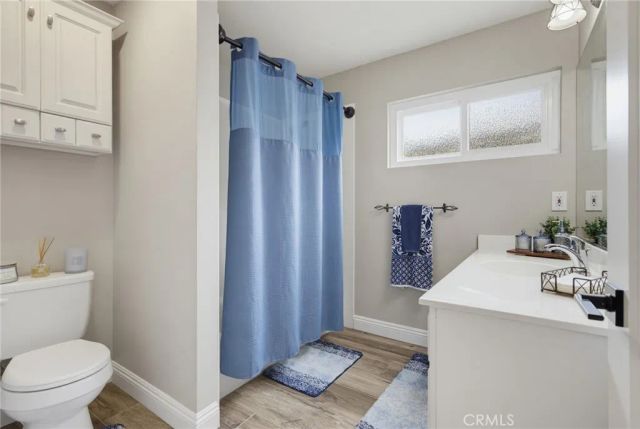 5210 E Canton Street, Long Beach, CA 90815