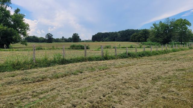 3 Knight Campground Rd, Shelbyville, TN 37160