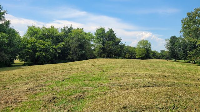 3 Knight Campground Rd, Shelbyville, TN 37160