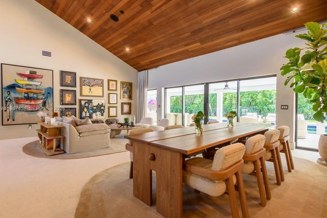 5902 SW 105th St, Pinecrest, FL 33156