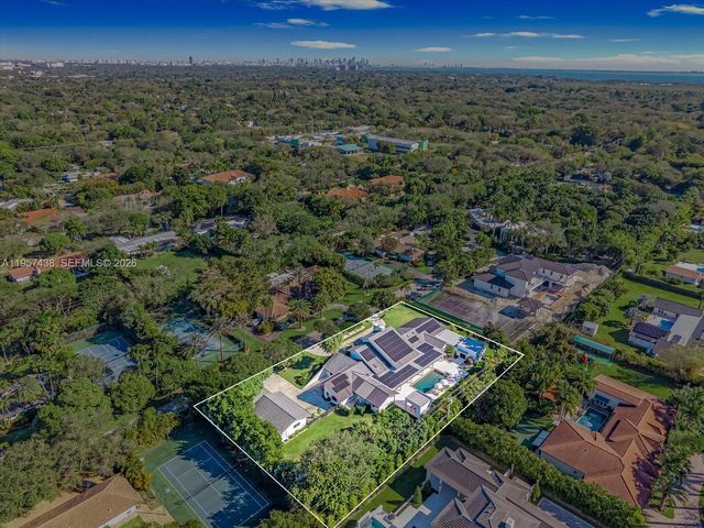 5902 SW 105th St, Pinecrest, FL 33156