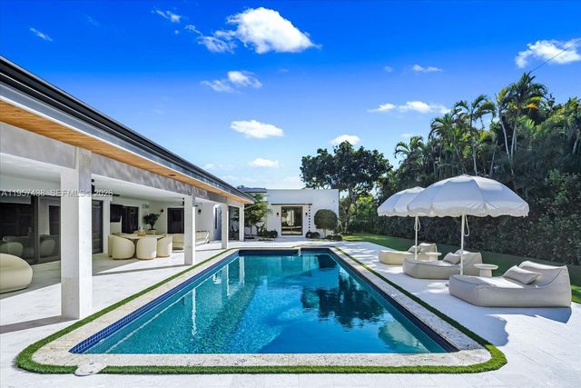 5902 SW 105th St, Pinecrest, FL 33156