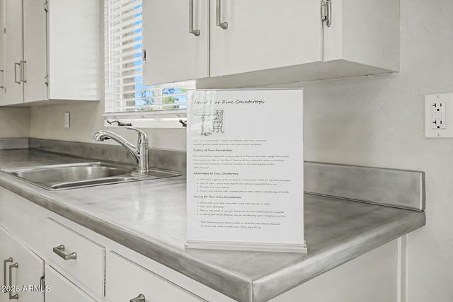 3621 N 21ST Drive, Phoenix, AZ 85015