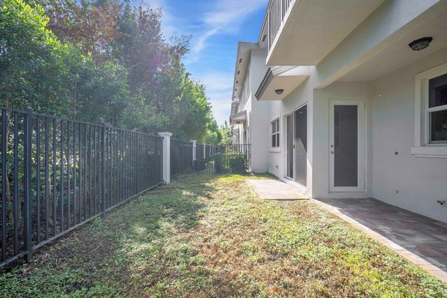 6947 PINES CIRCLE 21, Coconut Creek, FL 33073