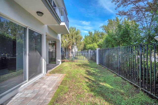 6947 PINES CIRCLE 21, Coconut Creek, FL 33073