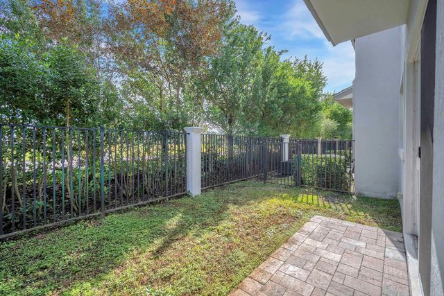 6947 PINES CIRCLE 21, Coconut Creek, FL 33073