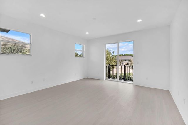 6947 PINES CIRCLE 21, Coconut Creek, FL 33073