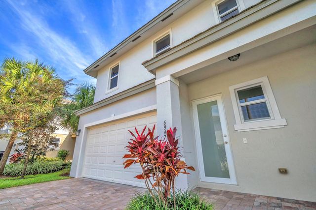 6947 PINES CIRCLE 21, Coconut Creek, FL 33073