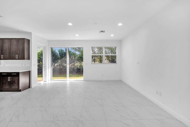 6947 PINES CIRCLE 21, Coconut Creek, FL 33073