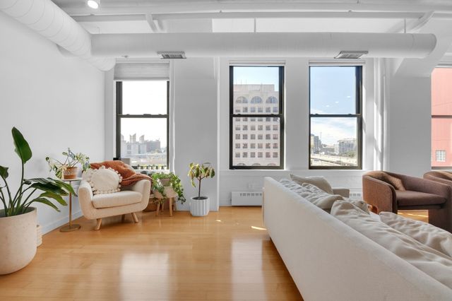 210 South Street U:6-4, Boston, MA 02111