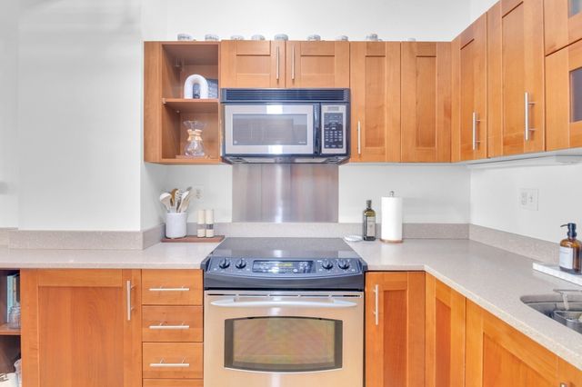 210 South Street U:6-4, Boston, MA 02111