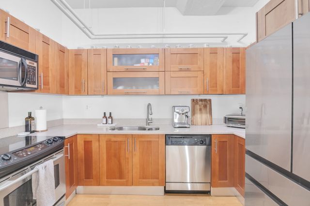 210 South Street U:6-4, Boston, MA 02111