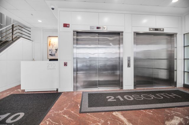 210 South Street U:6-4, Boston, MA 02111