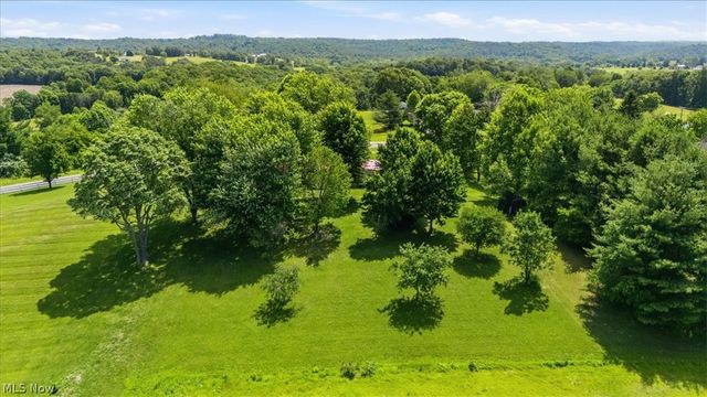 4731 State Route 555, Little Hocking, OH 45742