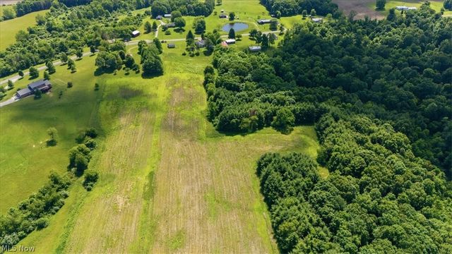 4731 State Route 555, Little Hocking, OH 45742
