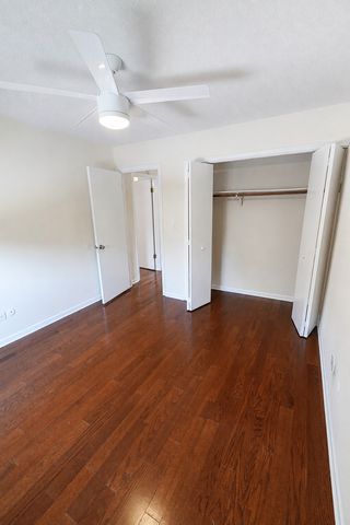 1204 Inverrary Lane -, Deerfield, IL 60015