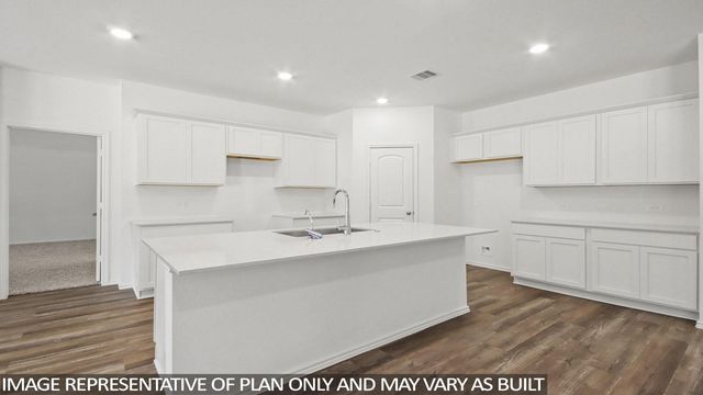 115 Wildflower Lane, Dayton, TX 77535