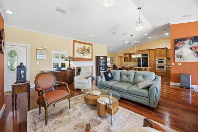 1100 N PALMETTO STREET, Leesburg, FL 34748