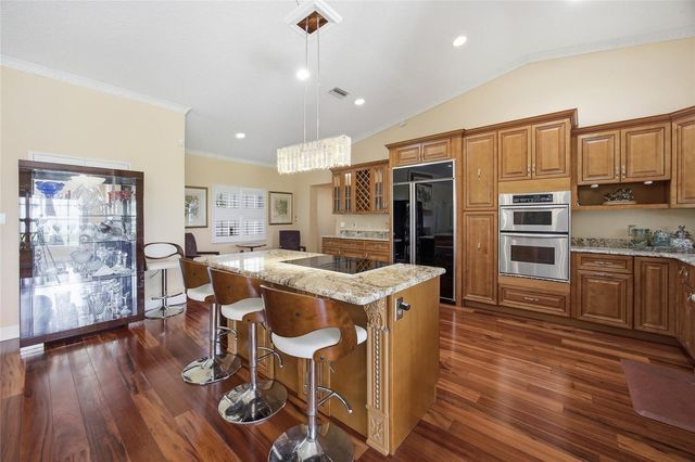 1100 N PALMETTO STREET, Leesburg, FL 34748