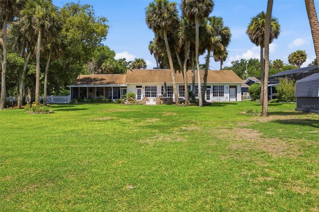 1100 N PALMETTO STREET, Leesburg, FL 34748